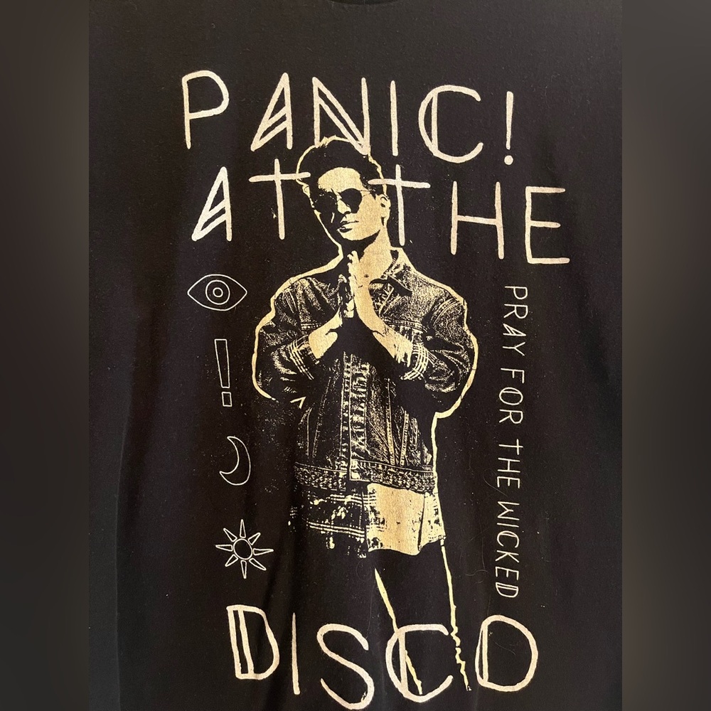 Panic! At The Disco 2019 Pray for the Wicked Tour  T-Shirt